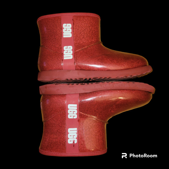 Ugg Women\'s Classic Clear Mini Samba Red Boots, Size 6